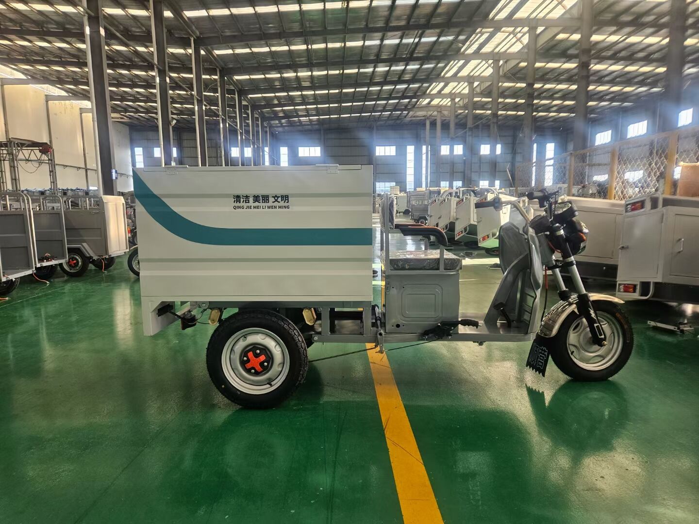 京C牌照電動三輪箱車